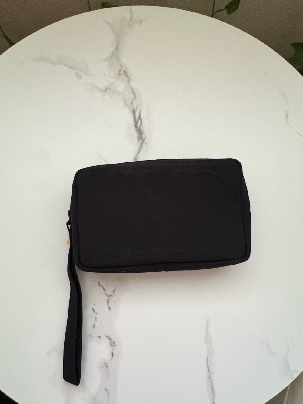 Valentino Black Wristlet Clutch Pouch GWP!! - Picture 2 of 6
